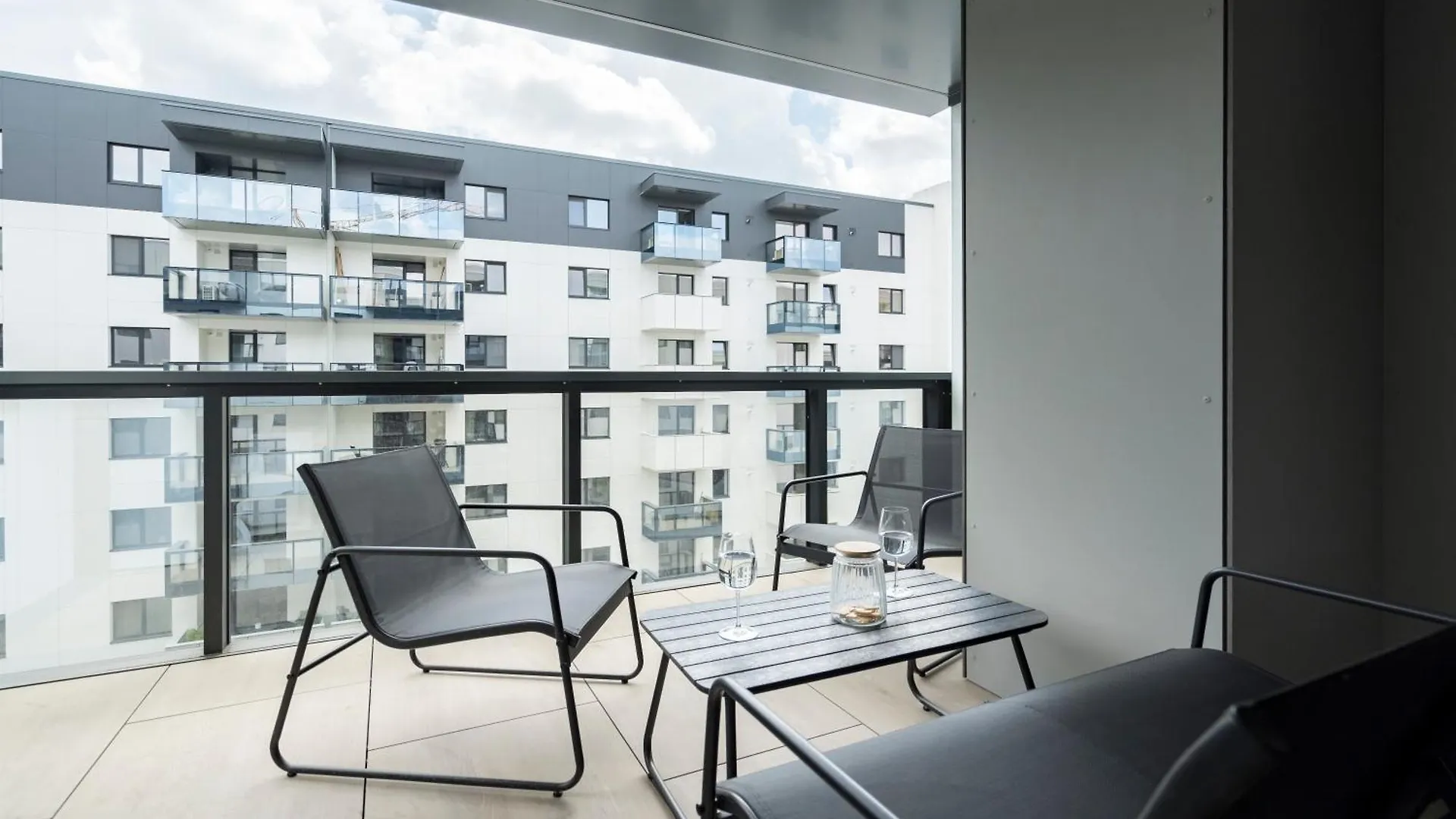 Appartement North By Urbanesq Cortina G à Bucarest 0*,